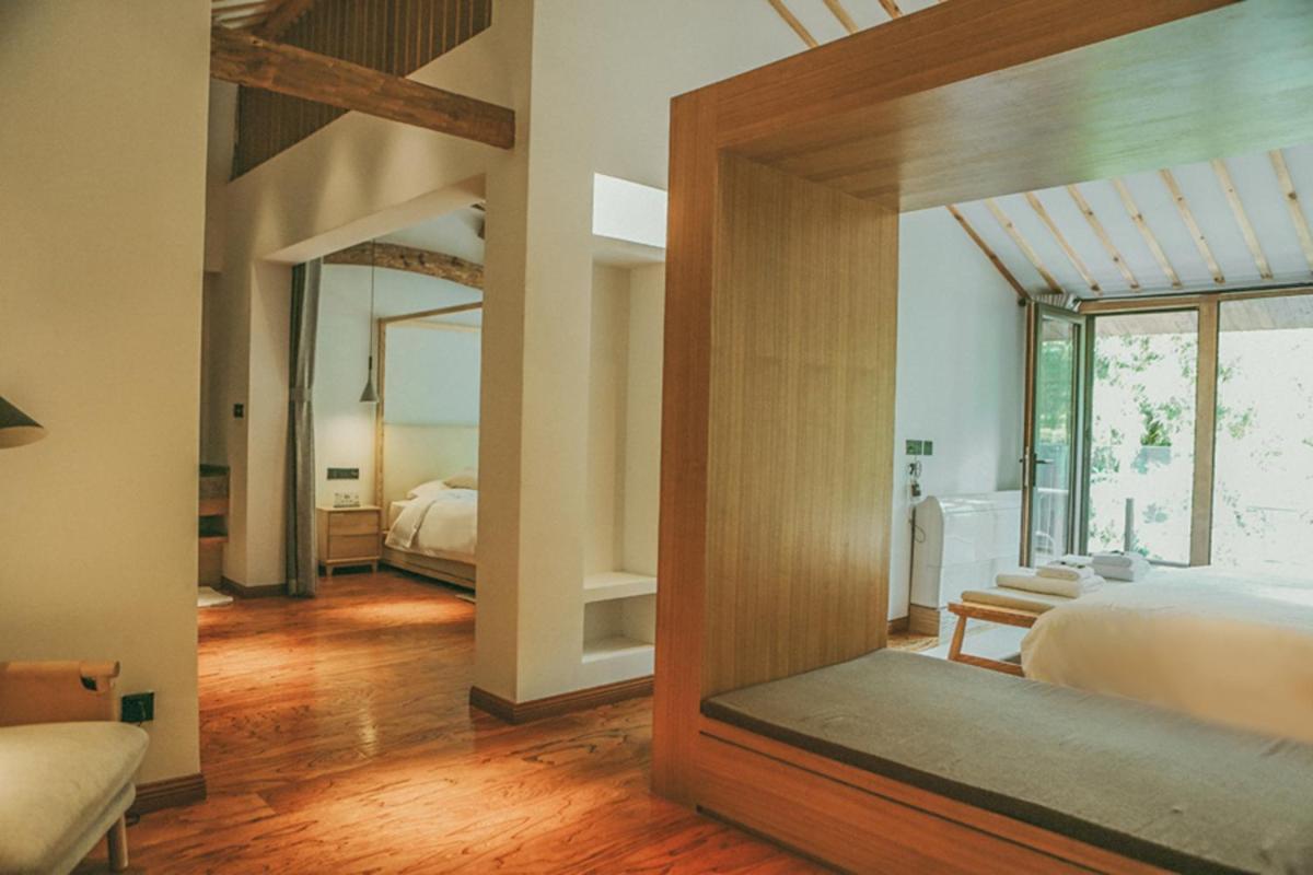 July Bamboo Hostel Deqing Екстер'єр фото