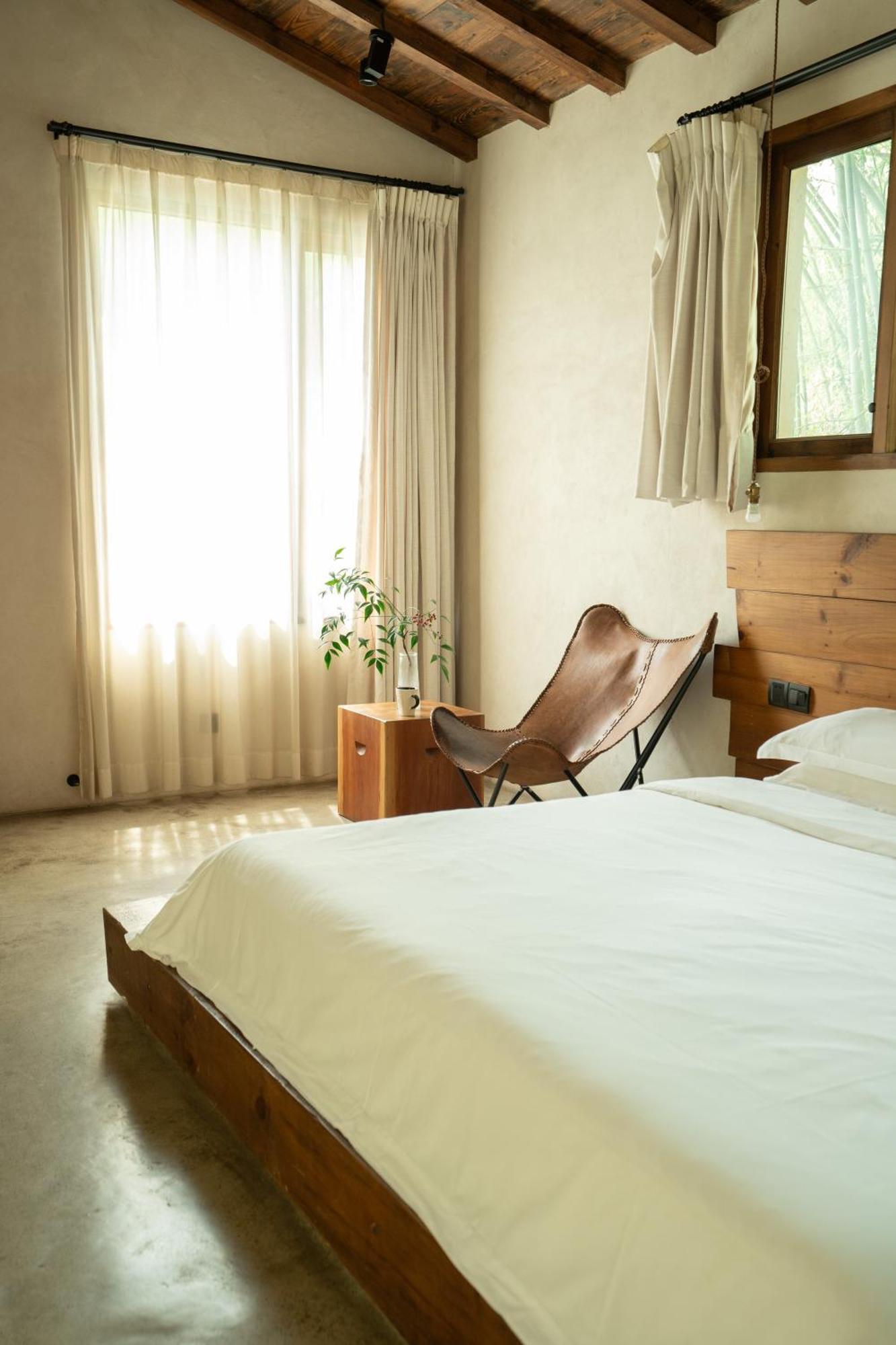 July Bamboo Hostel Deqing Екстер'єр фото