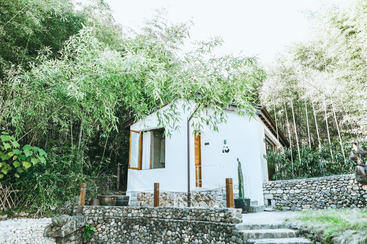 July Bamboo Hostel Deqing Екстер'єр фото